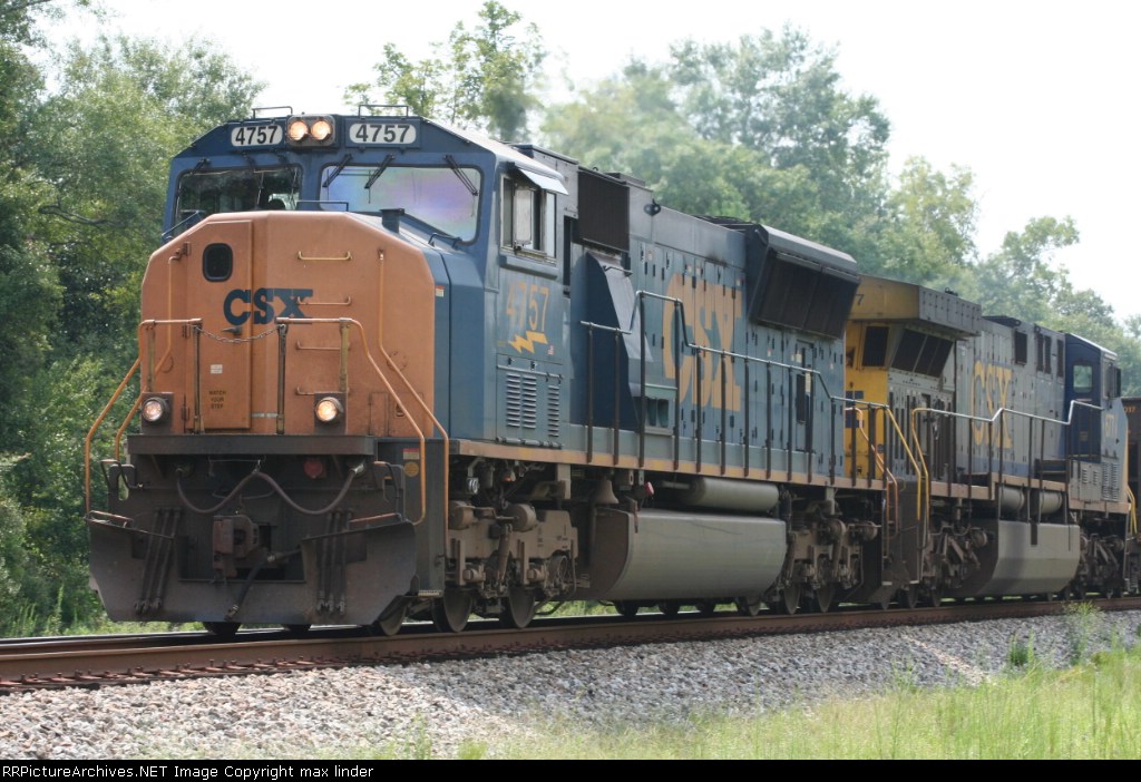 CSX 4757